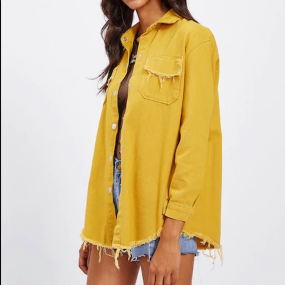 Frayed Curved Hem Denim Jacket OS - Picture 3 of 7